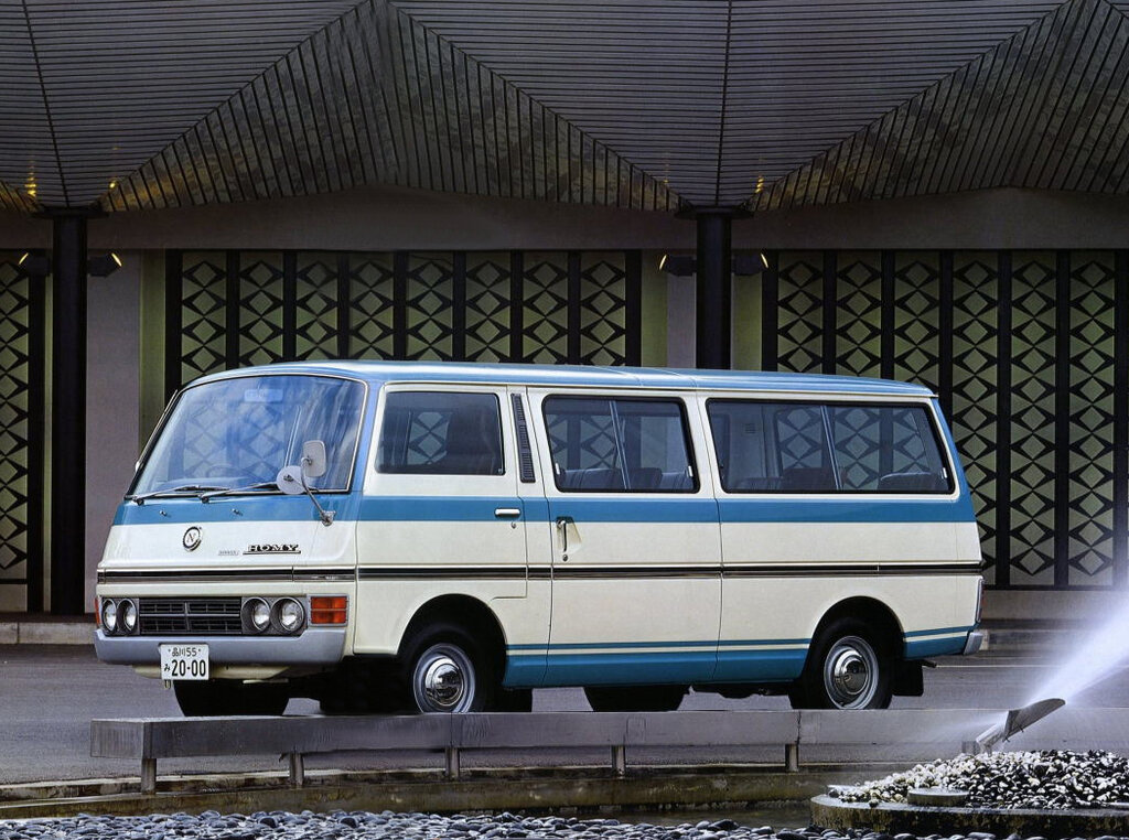 Nissan Homy 2 поколение, минивэн (01.1976 - 07.1980)
